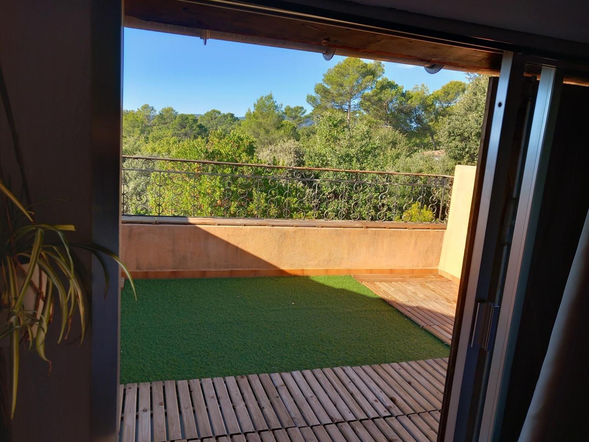 Villa 4 Chambres Avec Jacuzzi Saint-Maximin-la-Sainte-Baume Exterior photo