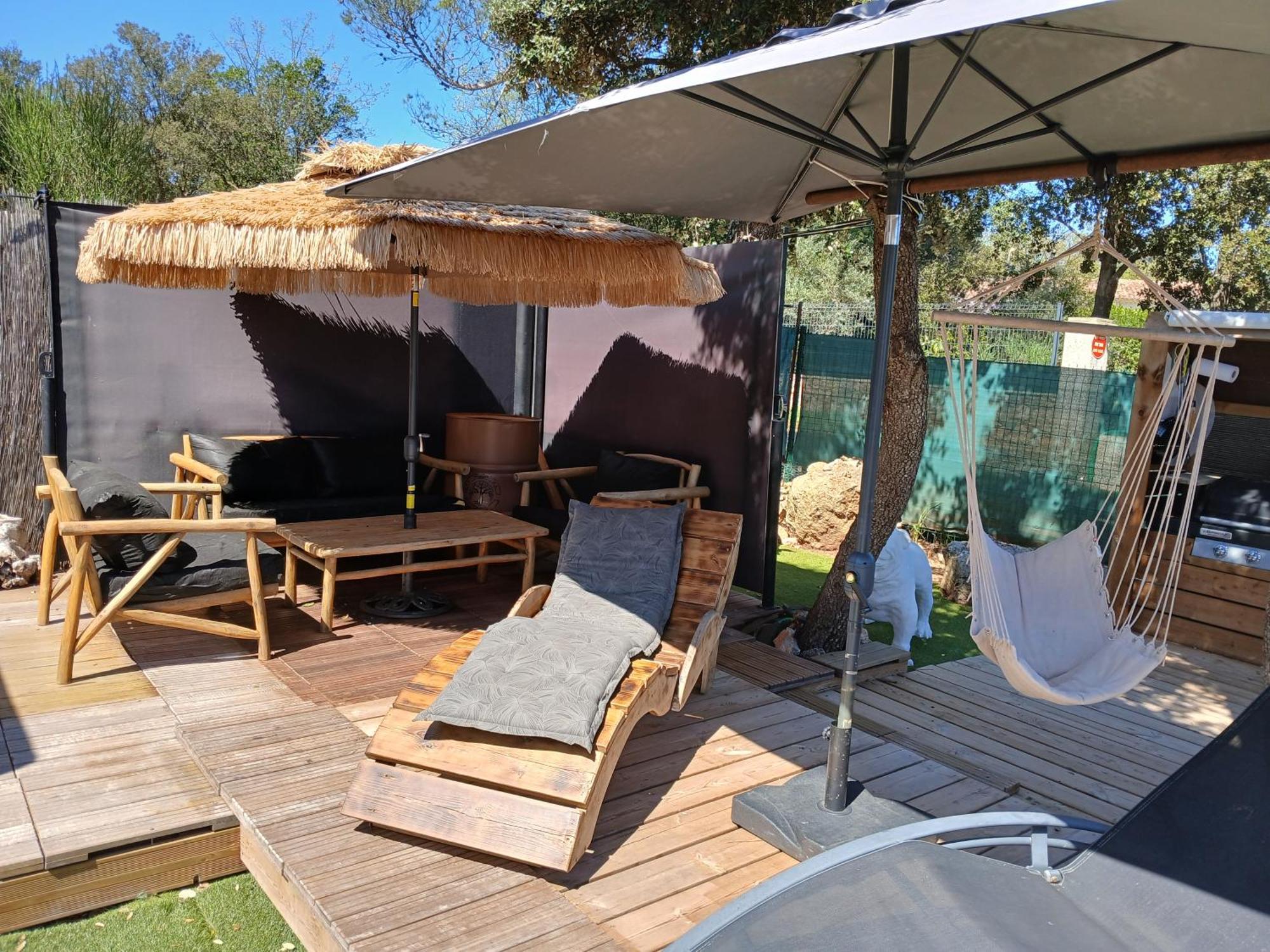 Villa 4 Chambres Avec Jacuzzi Saint-Maximin-la-Sainte-Baume Exterior photo
